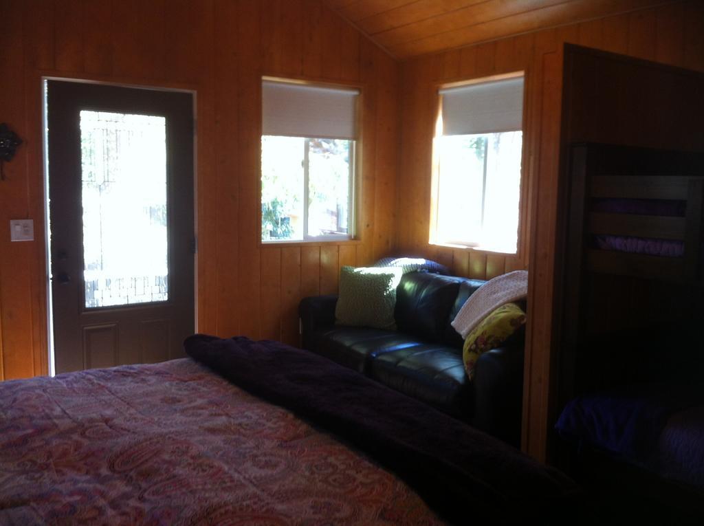 Bandy Canyon Ranch Hotel Escondido Bilik gambar