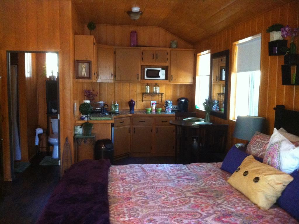 Bandy Canyon Ranch Hotel Escondido Bilik gambar